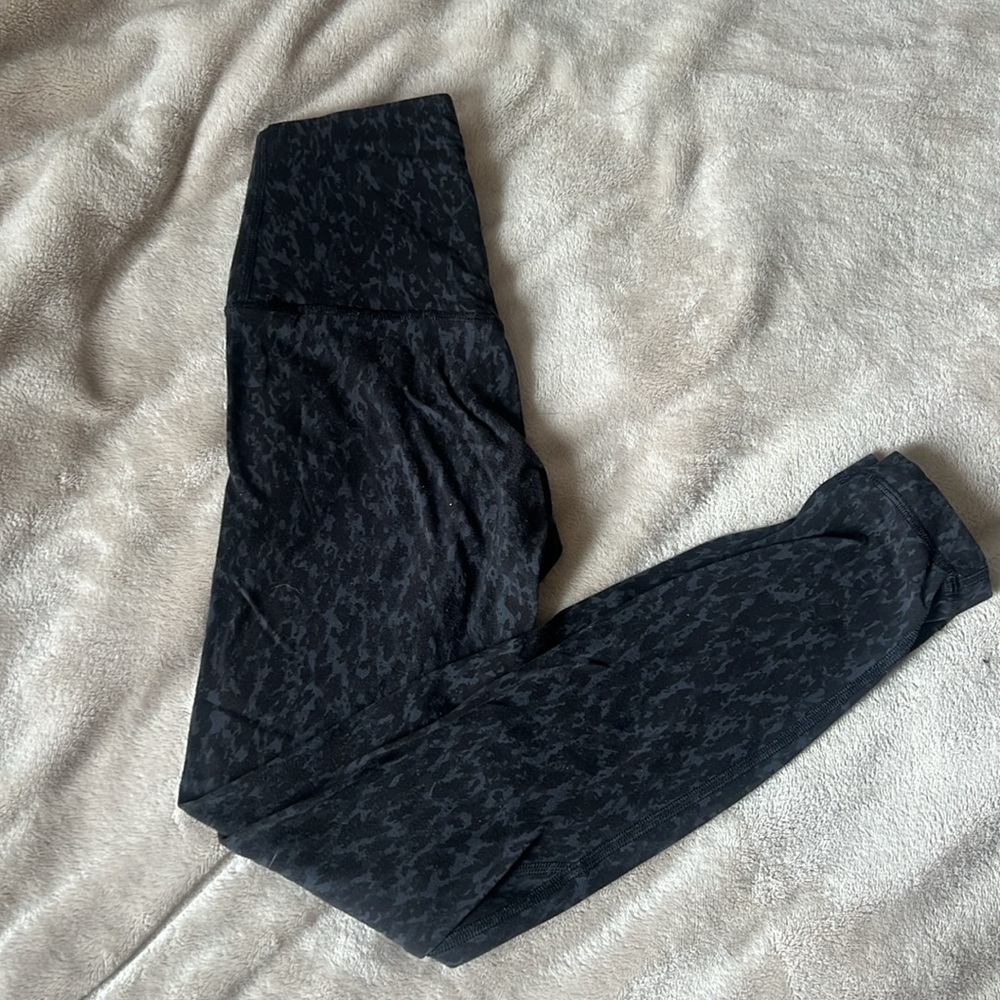 Lululemon align - Picture 2 of 3